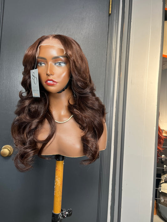 ‘Adriana’ Glueless 5x5 Closure Wig