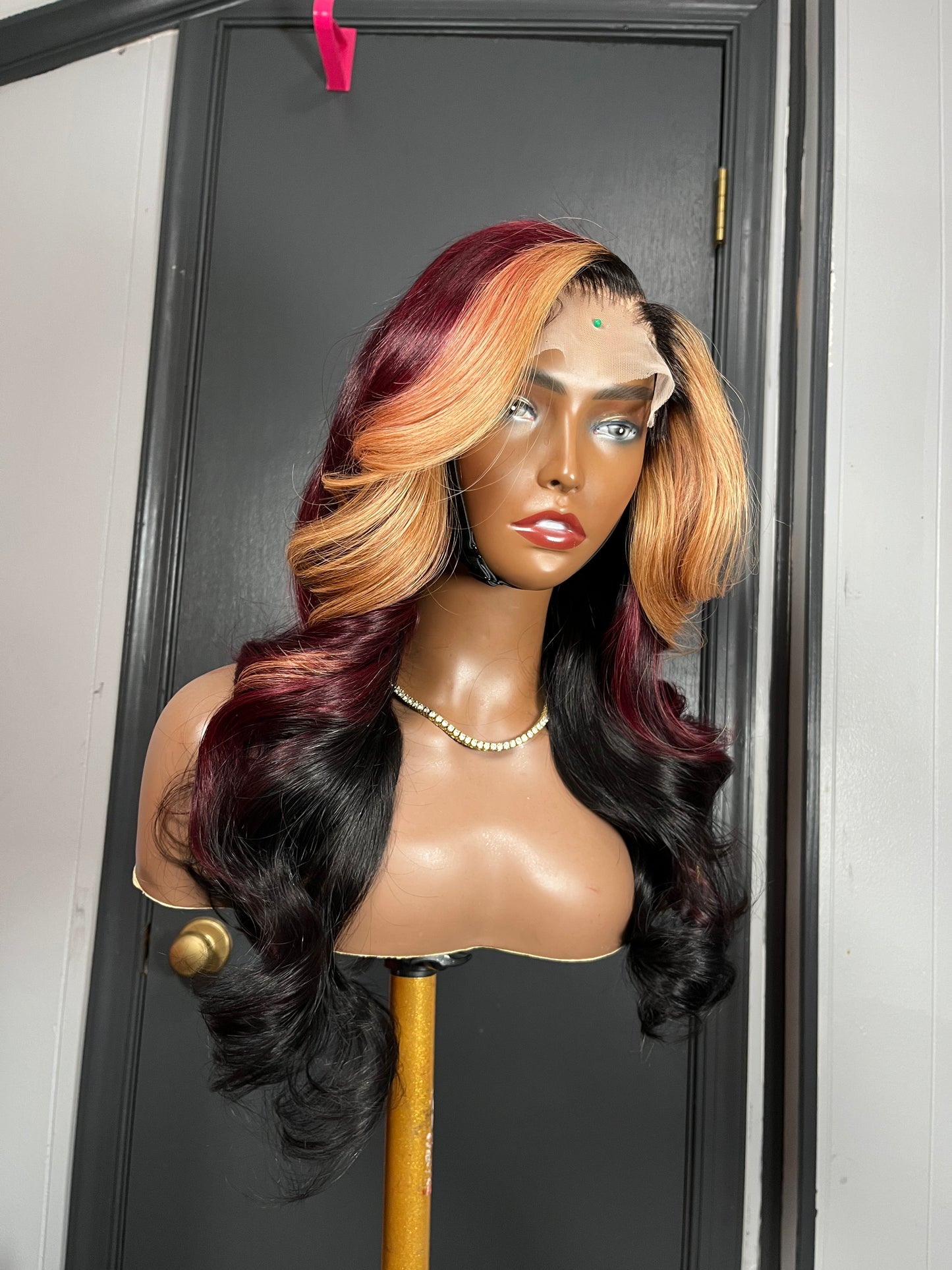 Anya 5x5 Glueless Closure Wig